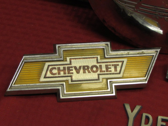 Máy bộ định tuyến CNC