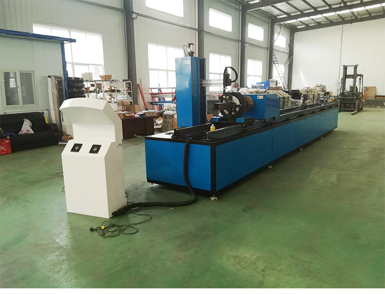 M&aacute;y cắt ống plasma CNC