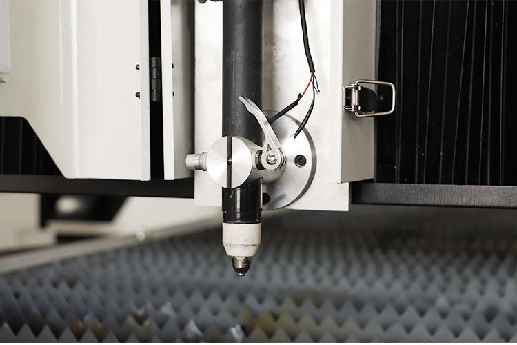 Chi ph&iacute; m&aacute;y cắt plasma cnc