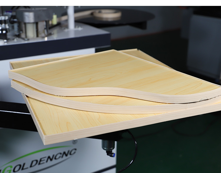 M&aacute;y dải cong