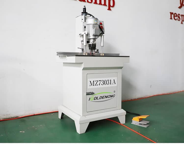 tủ quần &aacute;o m&aacute;y khoan