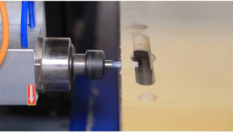 C&ocirc;ng cụ l&agrave;m đồ nội thất v&agrave; thiết bị