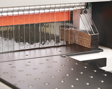 Thiết kế v&aacute;ch ngăn