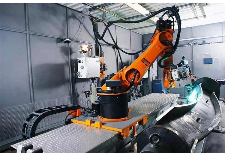 M&aacute;y h&agrave;n robot