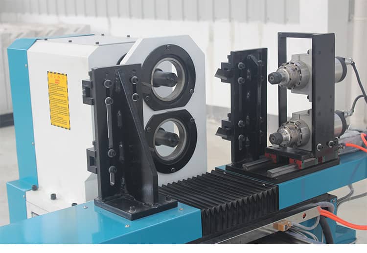 B&aacute;n m&aacute;y tiện gỗ