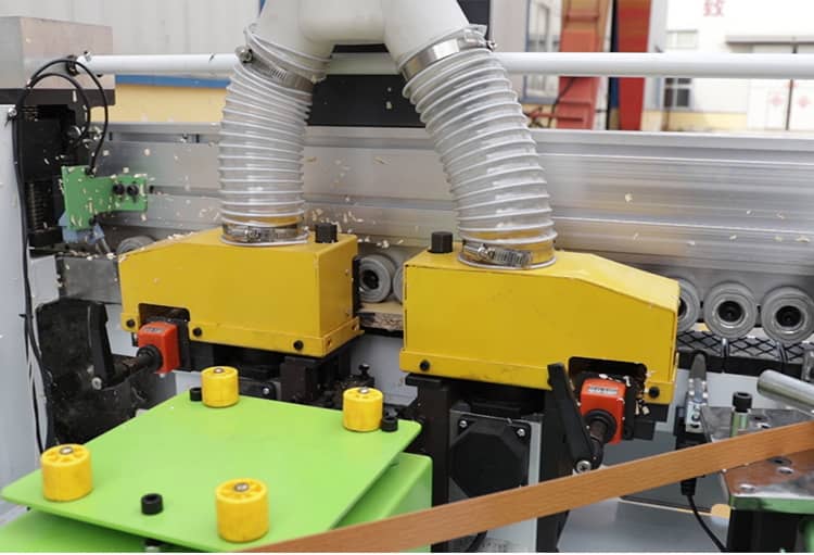 B&aacute;n m&aacute;y cạnh