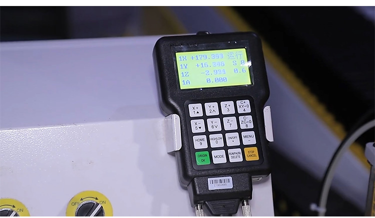 M&aacute;y định tuyến CNC Stone CNC 