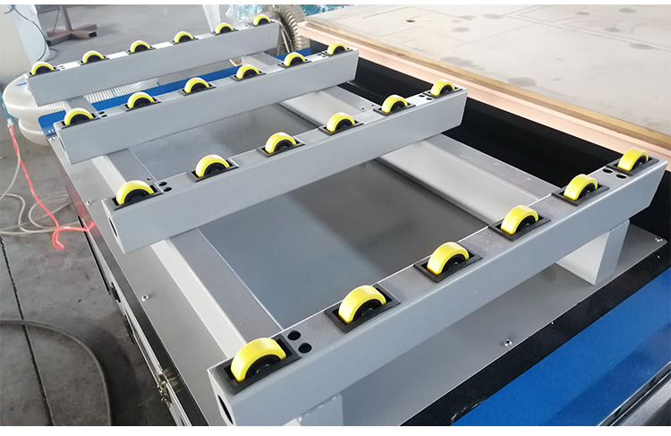 Thiết bị l&agrave;m tủ để b&aacute;n