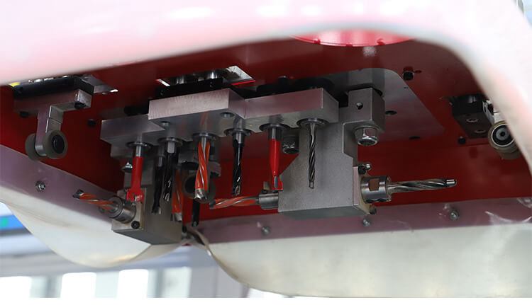 M&aacute;y khoan gỗ CNC