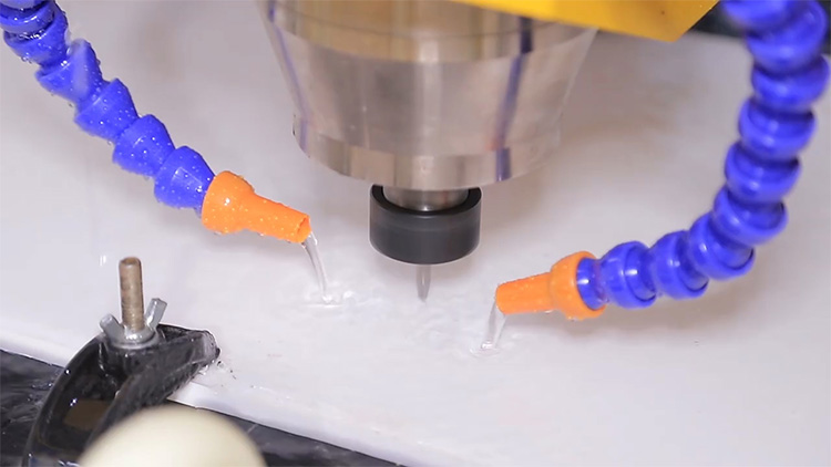 m&aacute;y CNC để khắc đ&aacute;